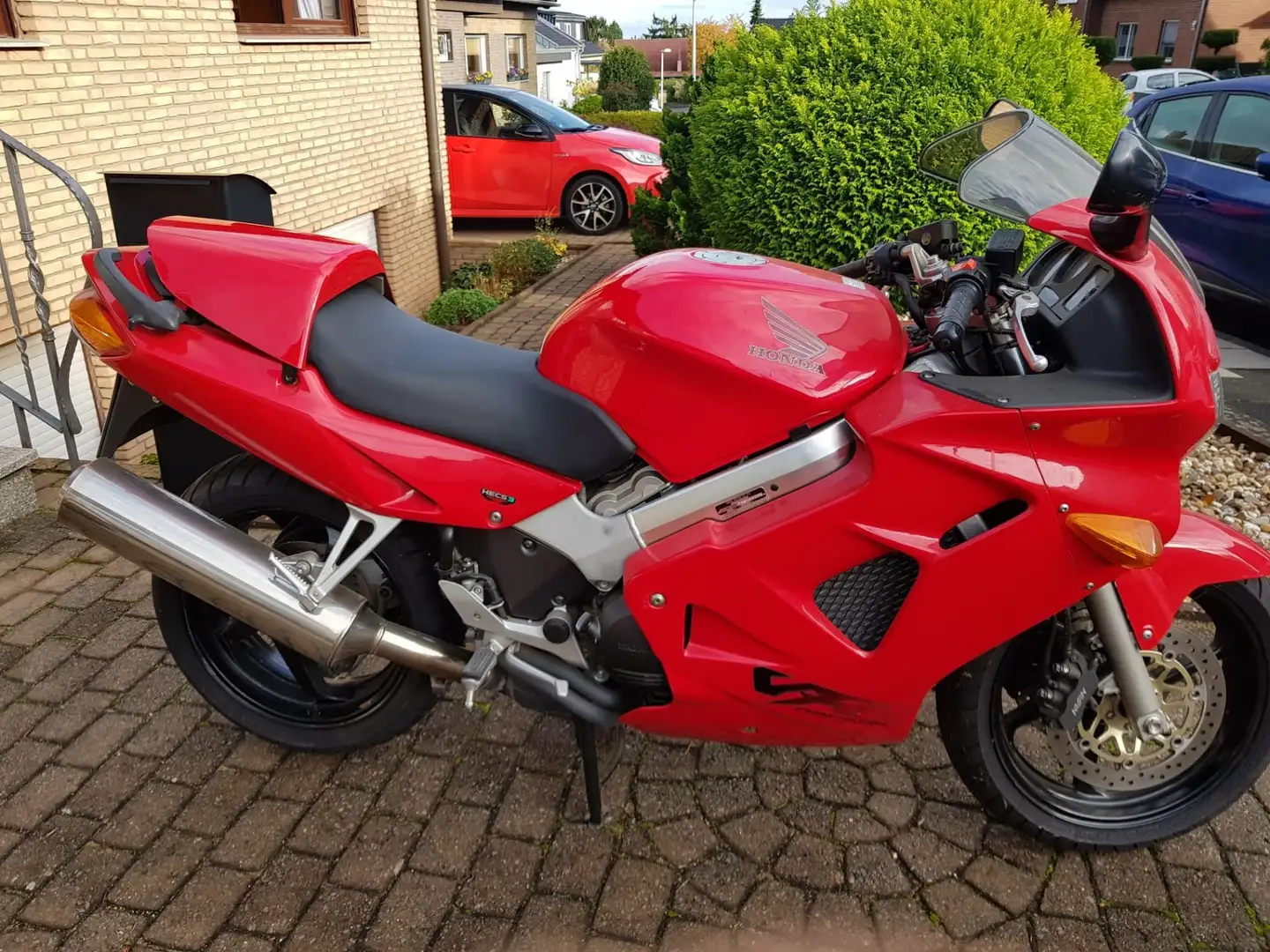 Honda VFR 800 FI Roşu - 1