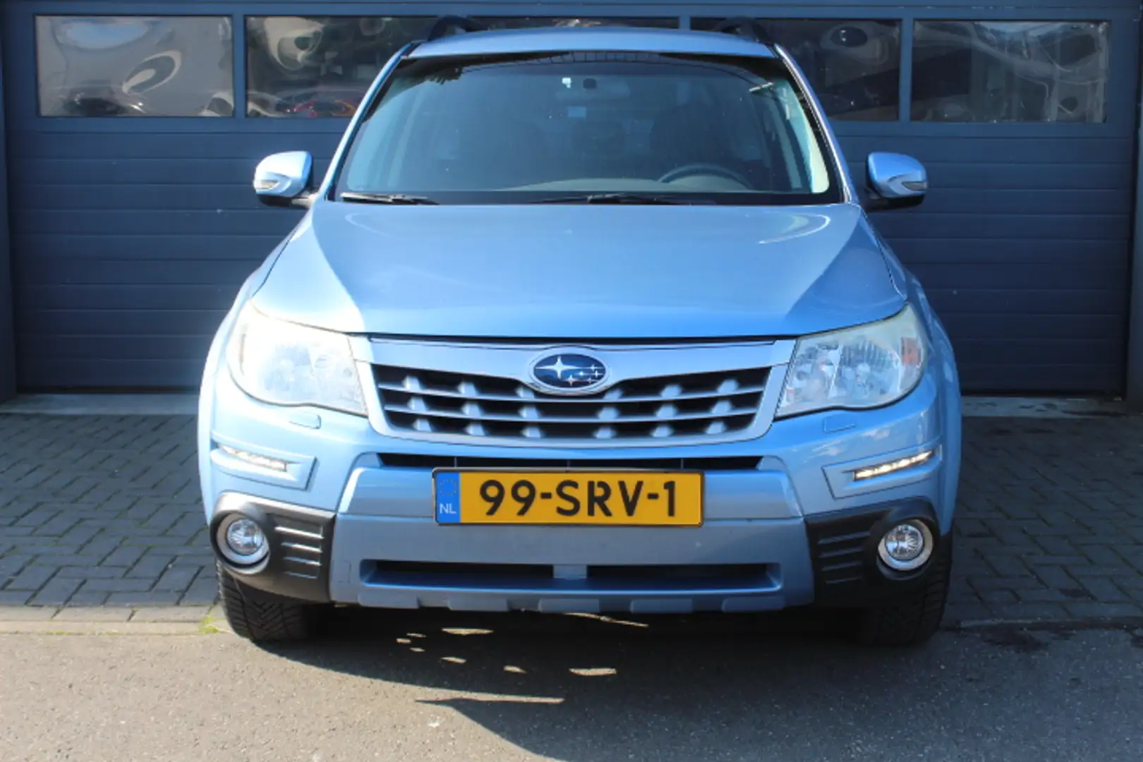 Subaru Forester 2.0 XS Luxury 4x4 Climatecontrol, Camera, Cruiseco - 2