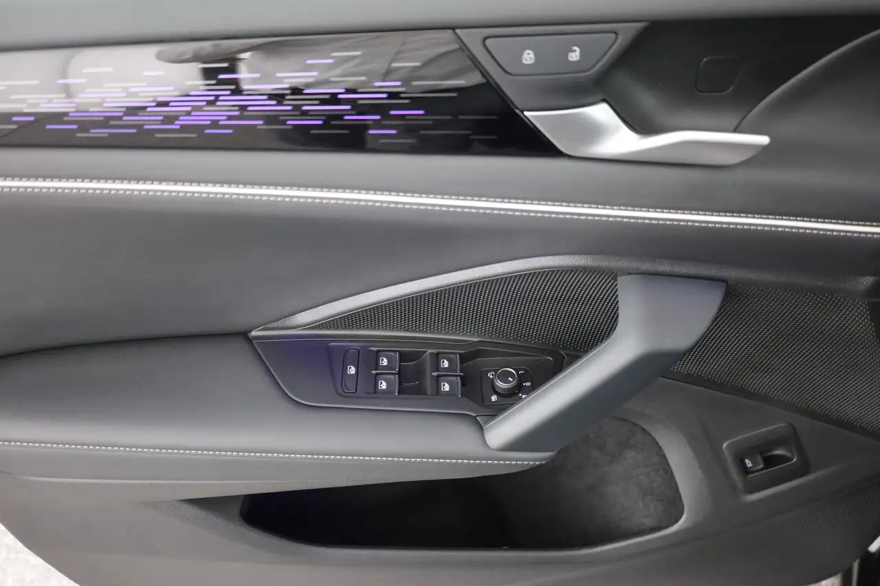 Volkswagen Tiguan 1.5 eTSI DSG Matrix ACC Navi 360°, миниатюра 21