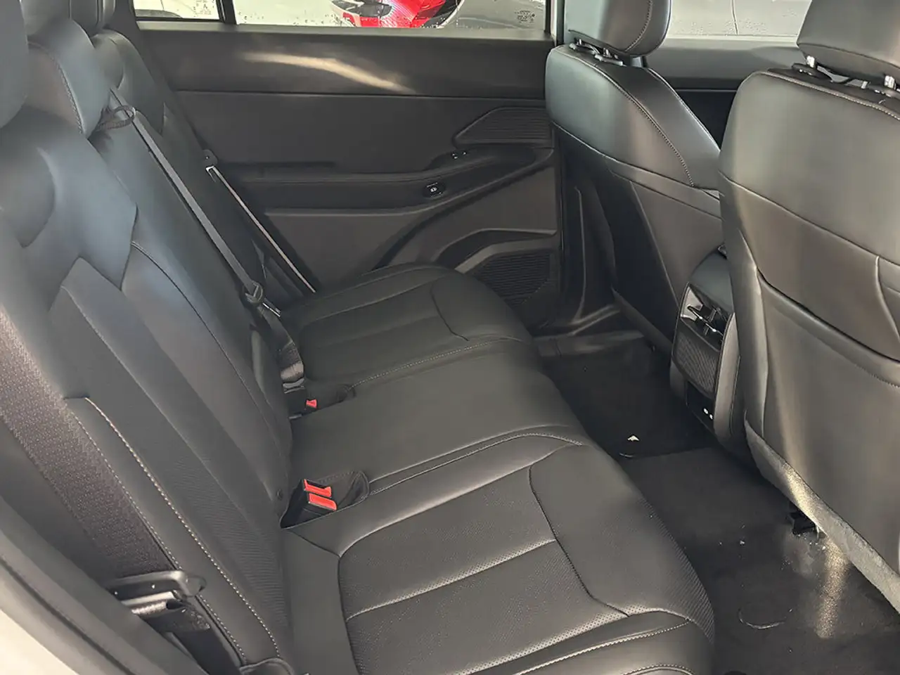 Jeep Cherokee снимка Jeep Cherokee