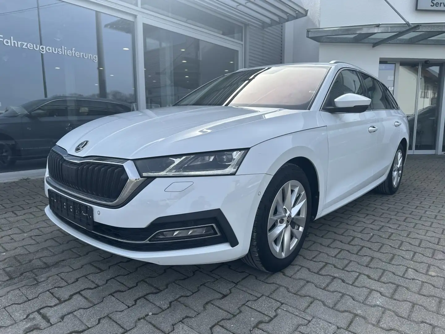 Skoda Octavia Combi 1.5G-TEC DSG FIRST EDITION*VC*LED Weiß - 2