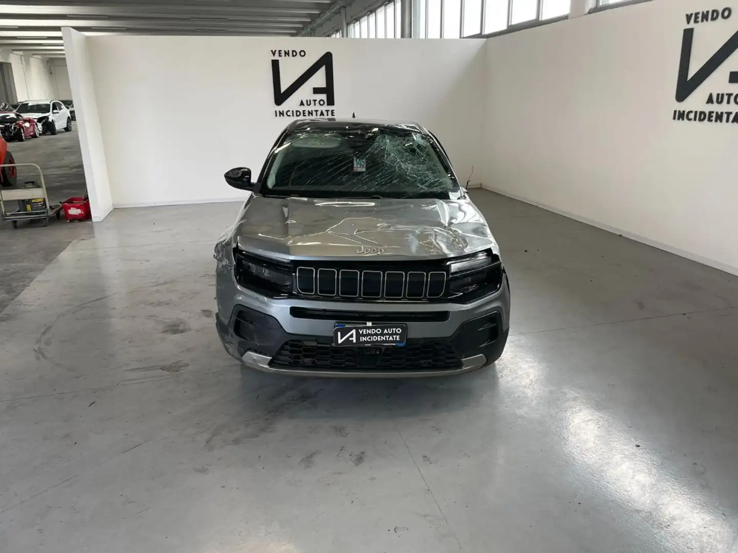 Jeep Avenger 1.2 TURBO 100CV ALTITUDE Grigio - 2