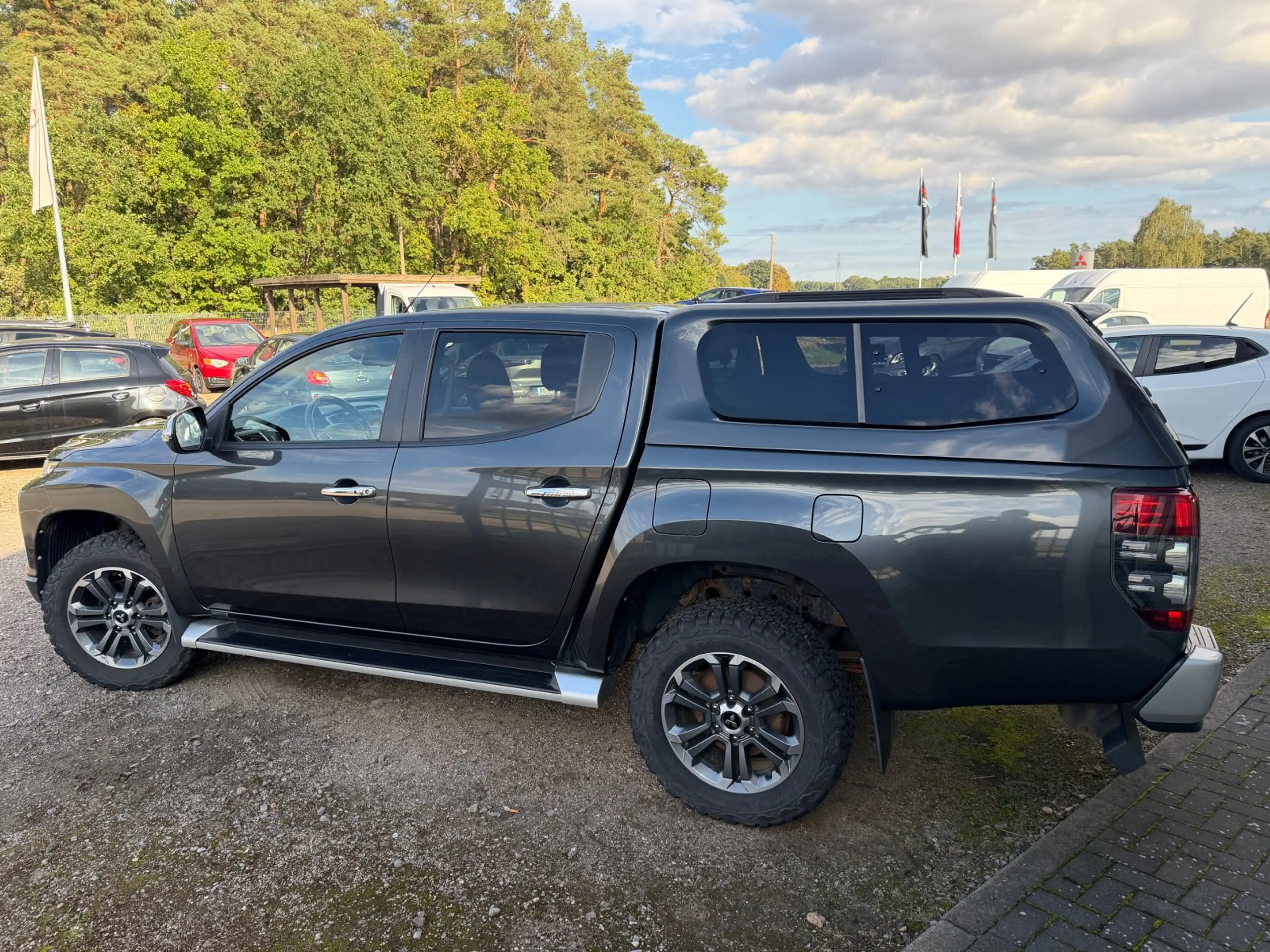 Mitsubishi L200 L 200 4x4 2,2 DI-D   Spirit  Doppelkabine — photo 4