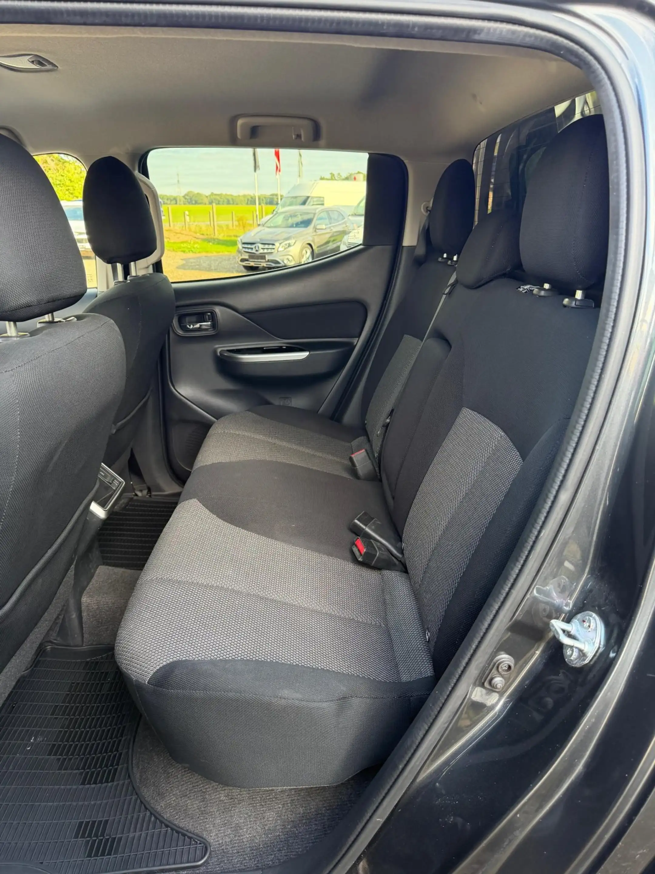 Mitsubishi L200 L 200 4x4 2,2 DI-D   Spirit  Doppelkabine — photo 9
