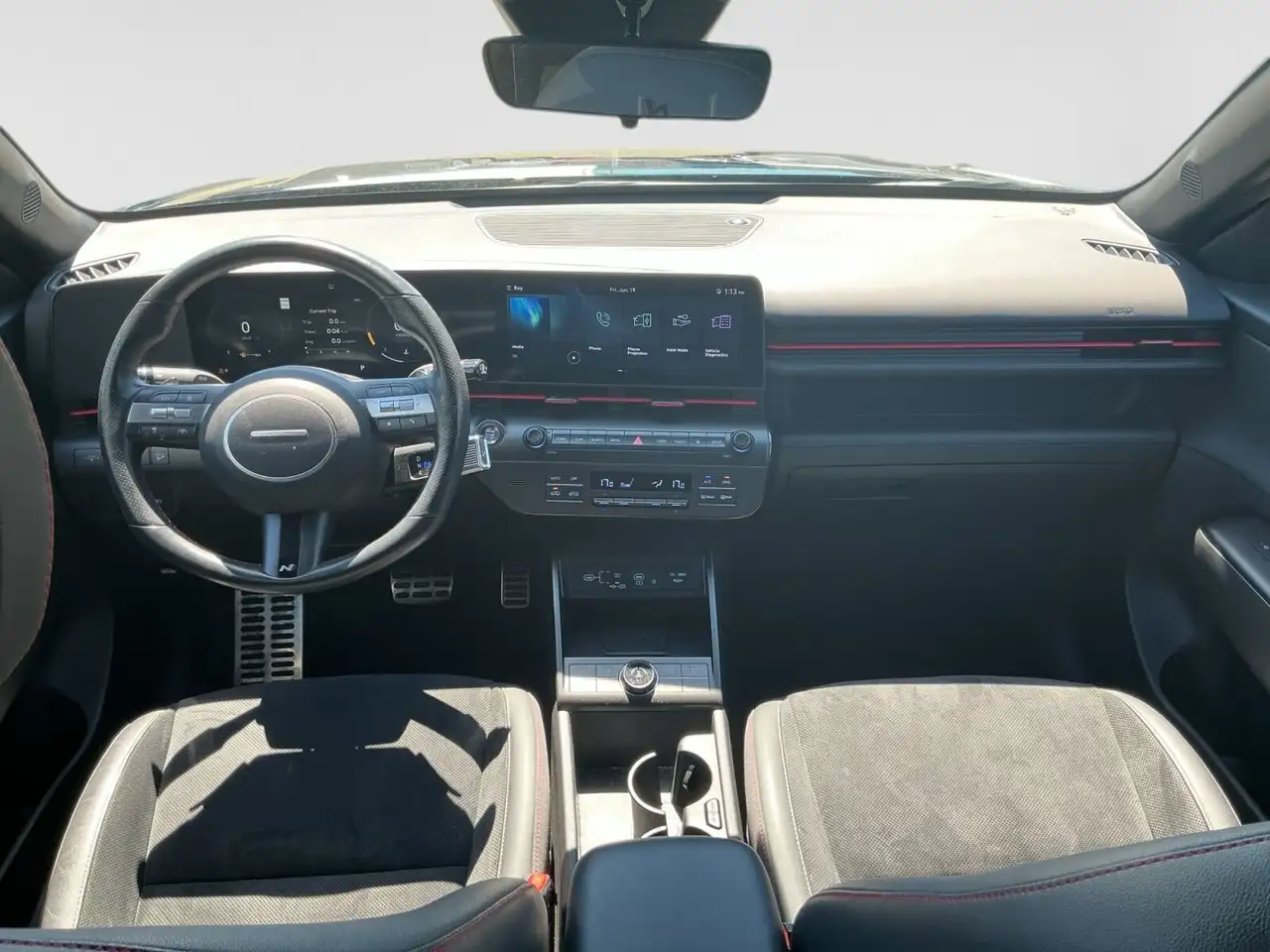 Hyundai KONA снимка Hyundai KONA
