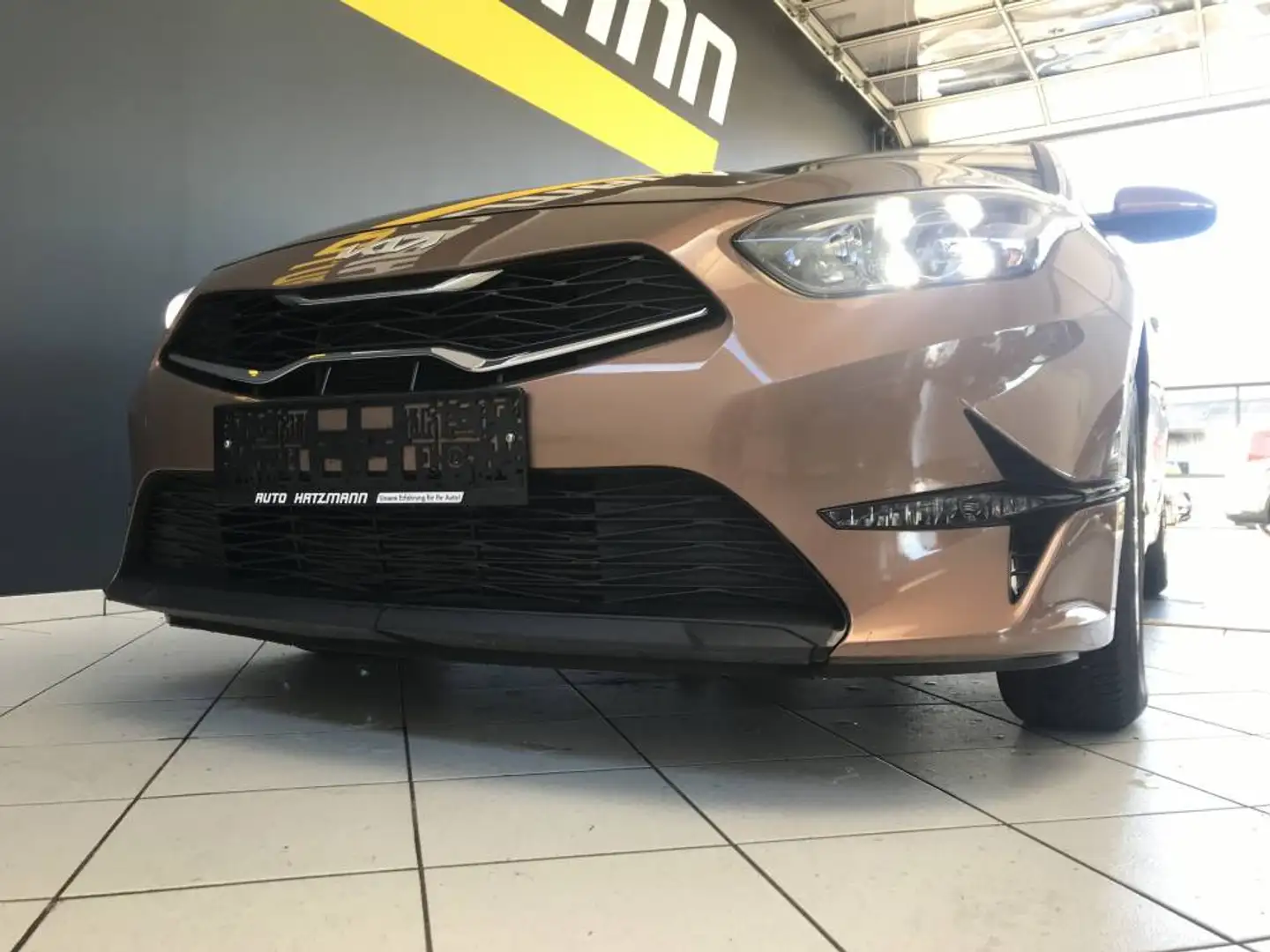 Kia Ceed / cee'd CEED Silver 1,0 100PS 6G Schalter Bronze - 2