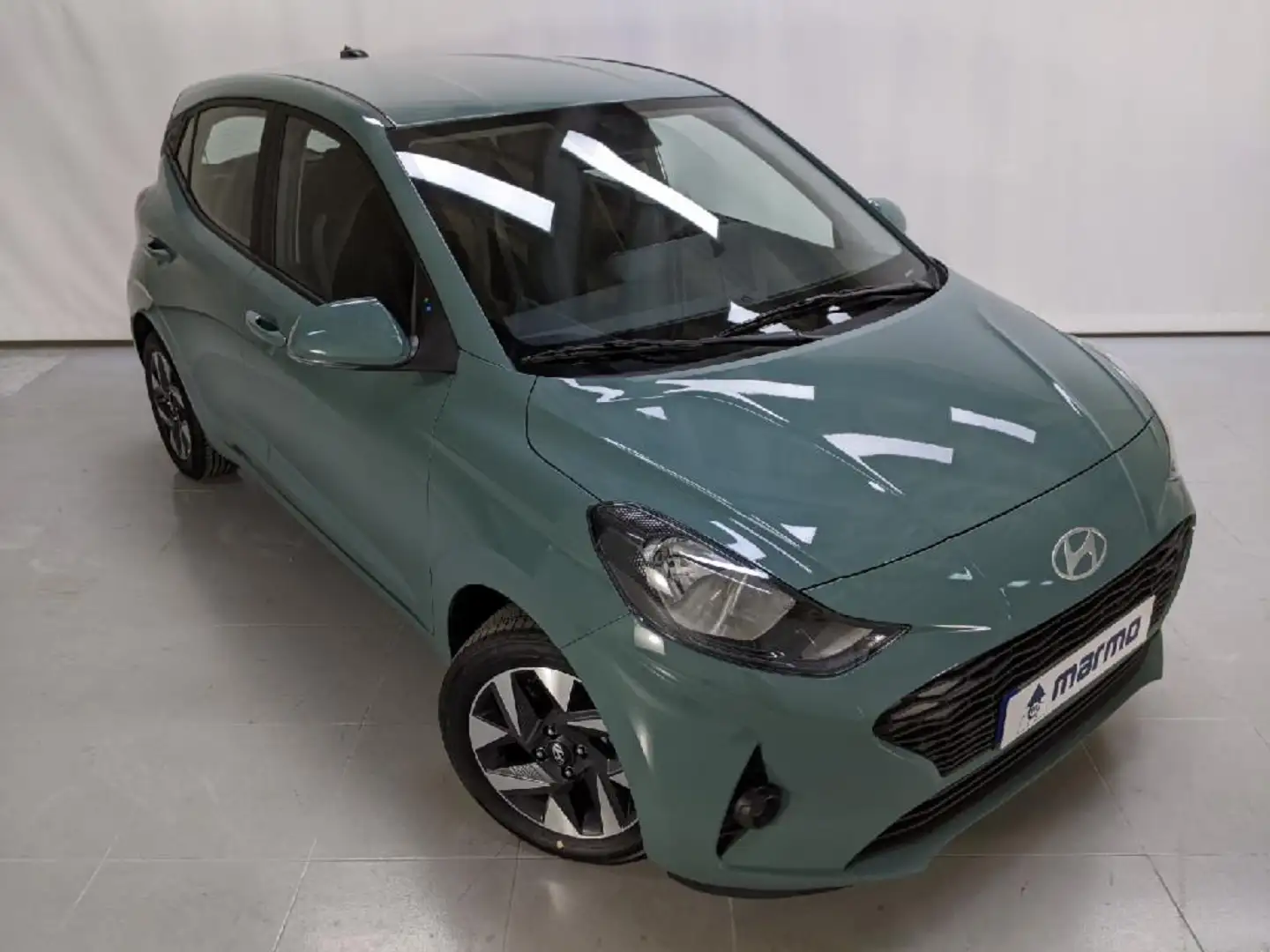 Hyundai i10 KLASS 1.0 63CV SEMINUEVO - 2