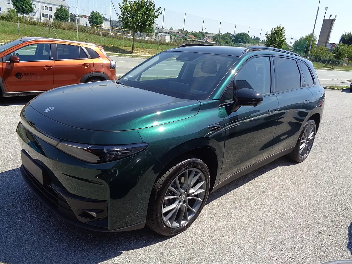 Leapmotor C10 REEV Design Vert - 2