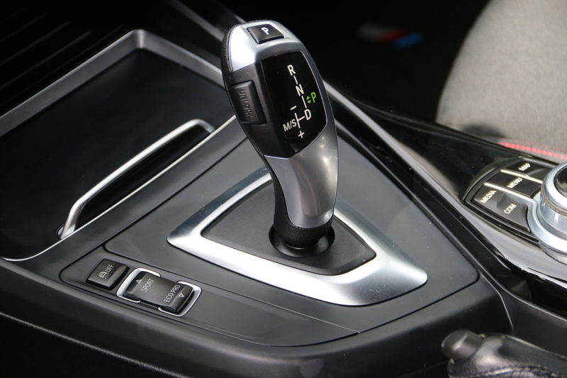 BMW 118 1-serie 118i High Executive — photo 12
