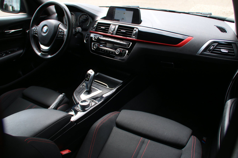 BMW 118 1-serie 118i High Executive — photo 16
