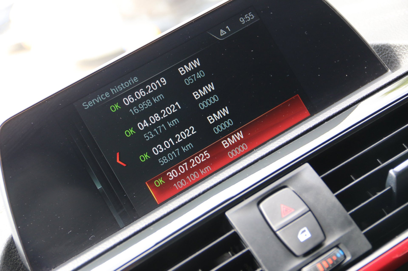 BMW 118 1-serie 118i High Executive — photo 10