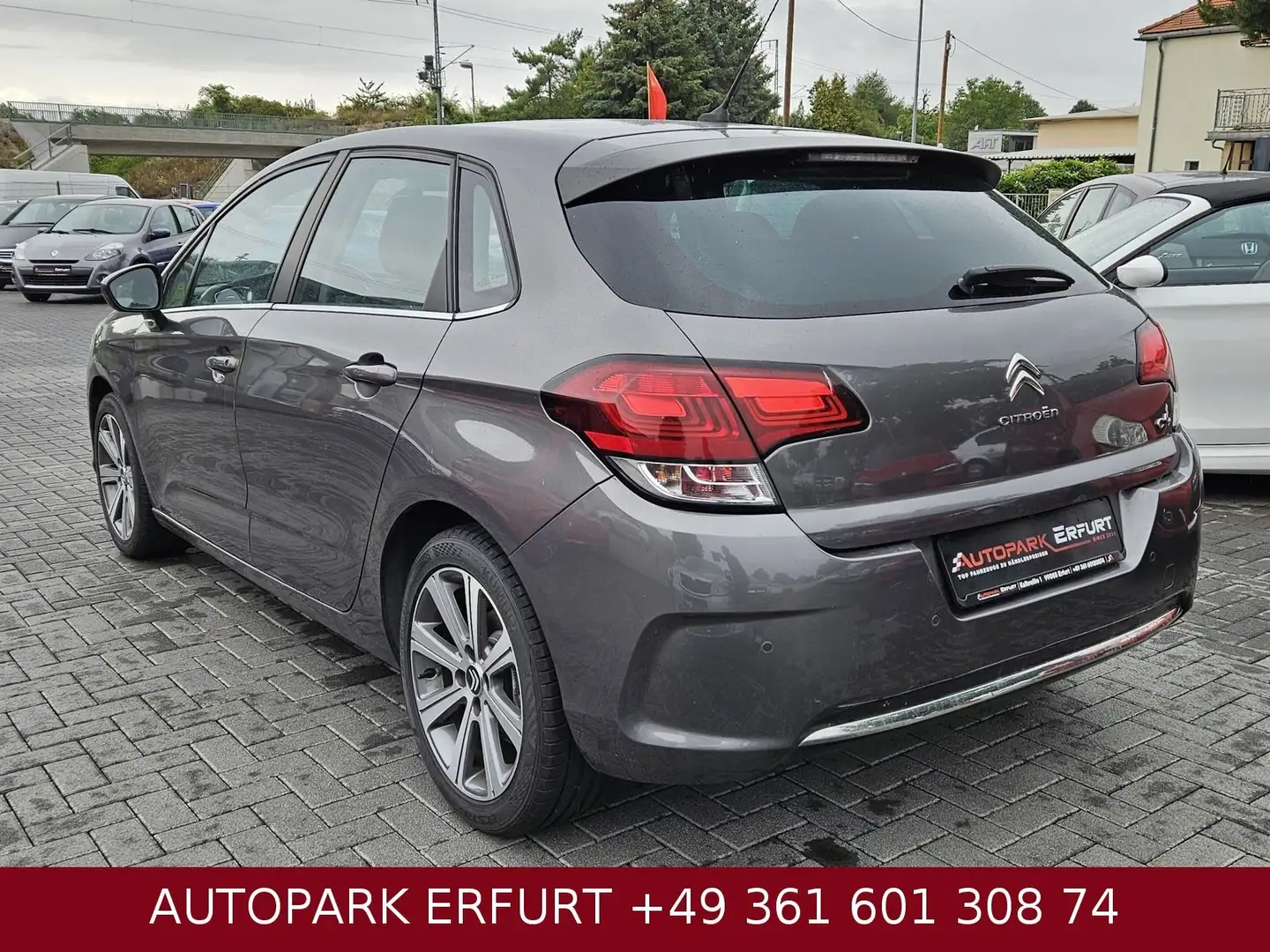Citroen C4 Lim. Tendance*Klima*Temp*Navi*StzH*Phone*PDC Серый - 2