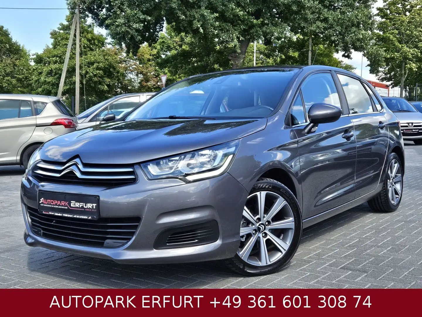 Citroen C4 Lim. Tendance*Klima*Temp*Navi*StzH*Phone*PDC Grau - 1