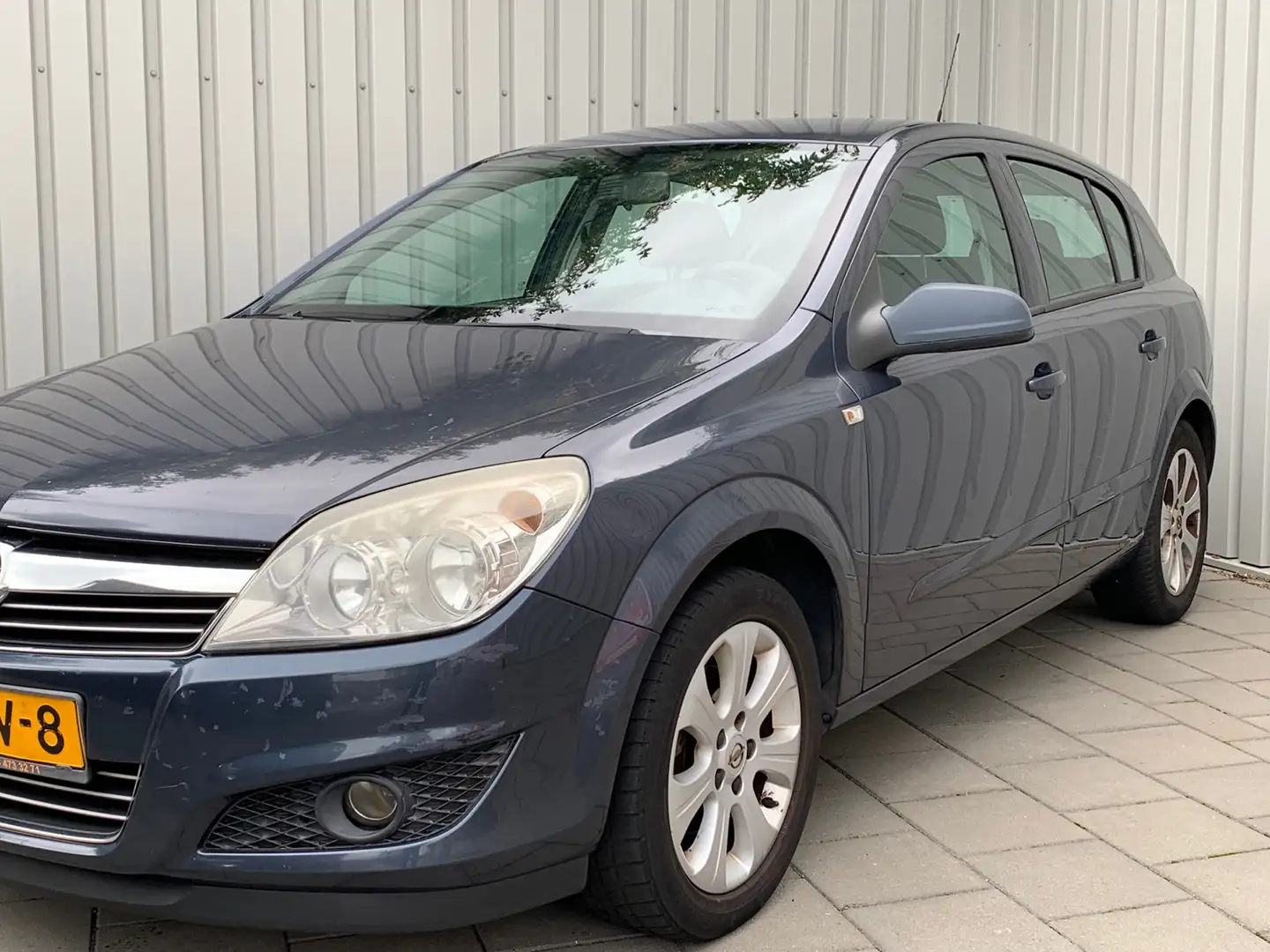 Opel Astra 1.6 Temptation|Navigatie|Climate Control| Grey - 2