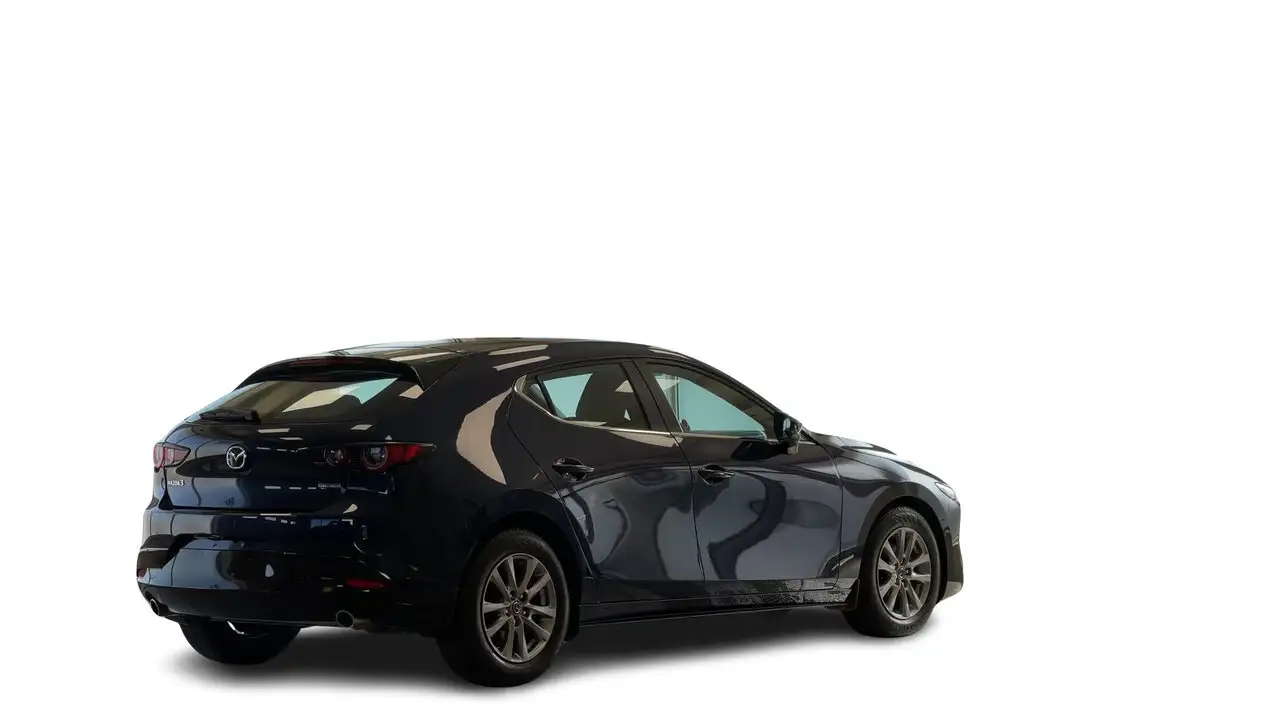 Mazda 3 снимка Mazda 3