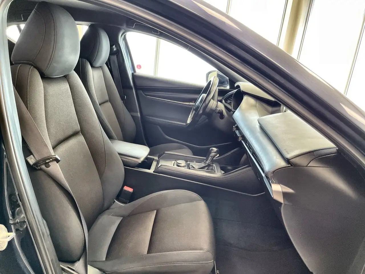 Mazda 3 снимка Mazda 3