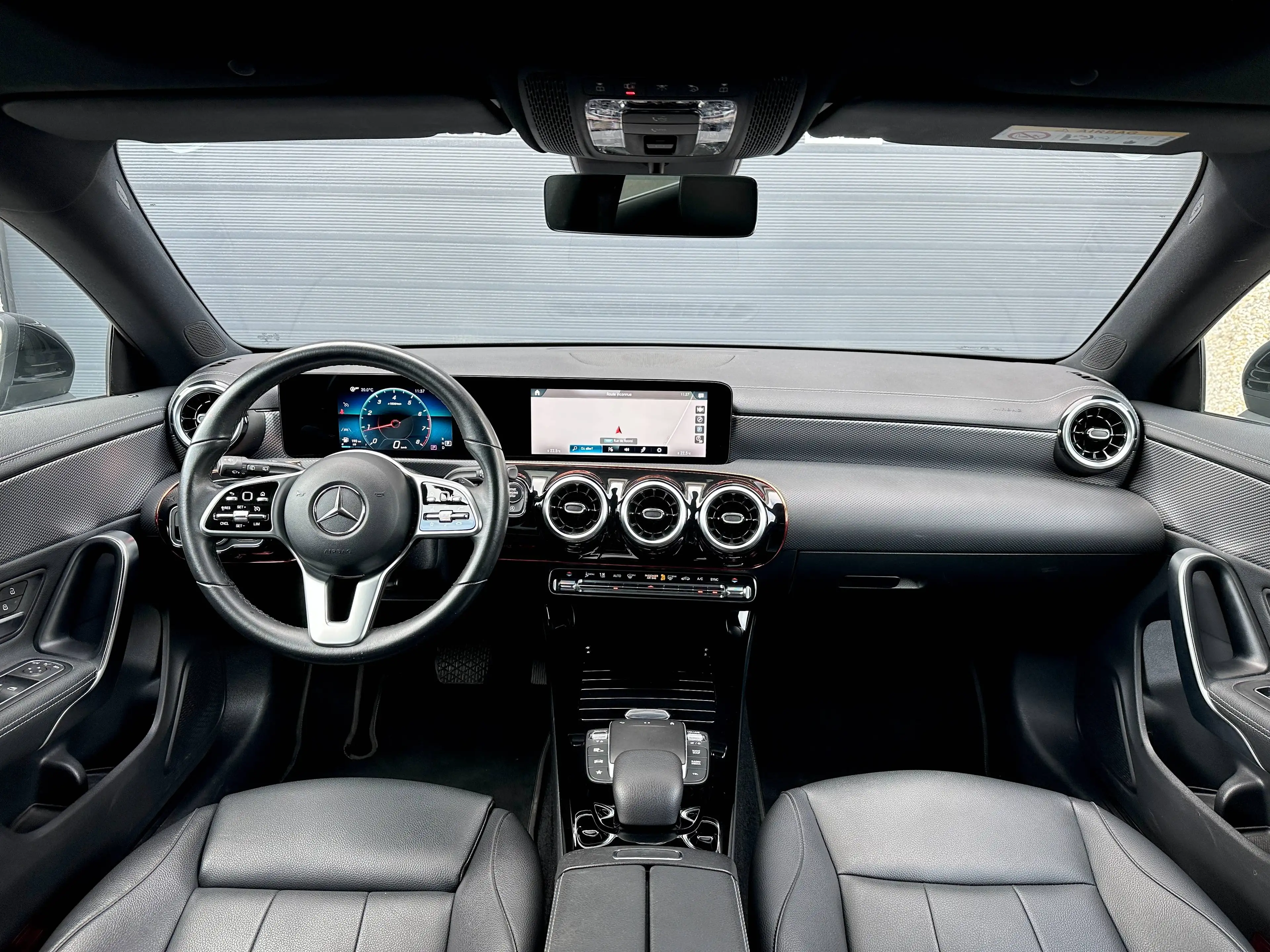 Mercedes-Benz CLA 180 CLA 180 Break / LED / Pano. / Cuir / Garantie — photo 12