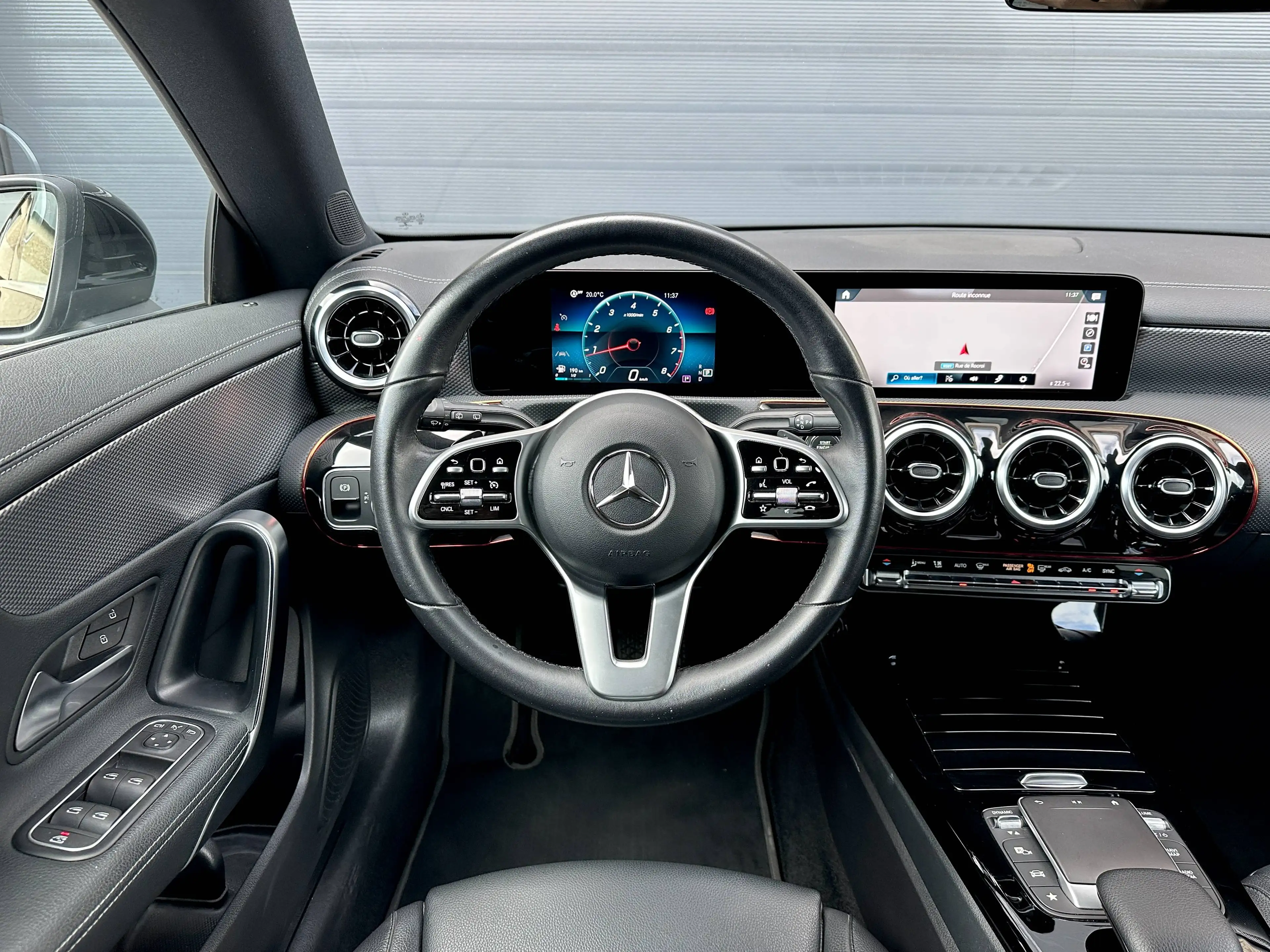 Mercedes-Benz CLA 180 CLA 180 Break / LED / Pano. / Cuir / Garantie — photo 13