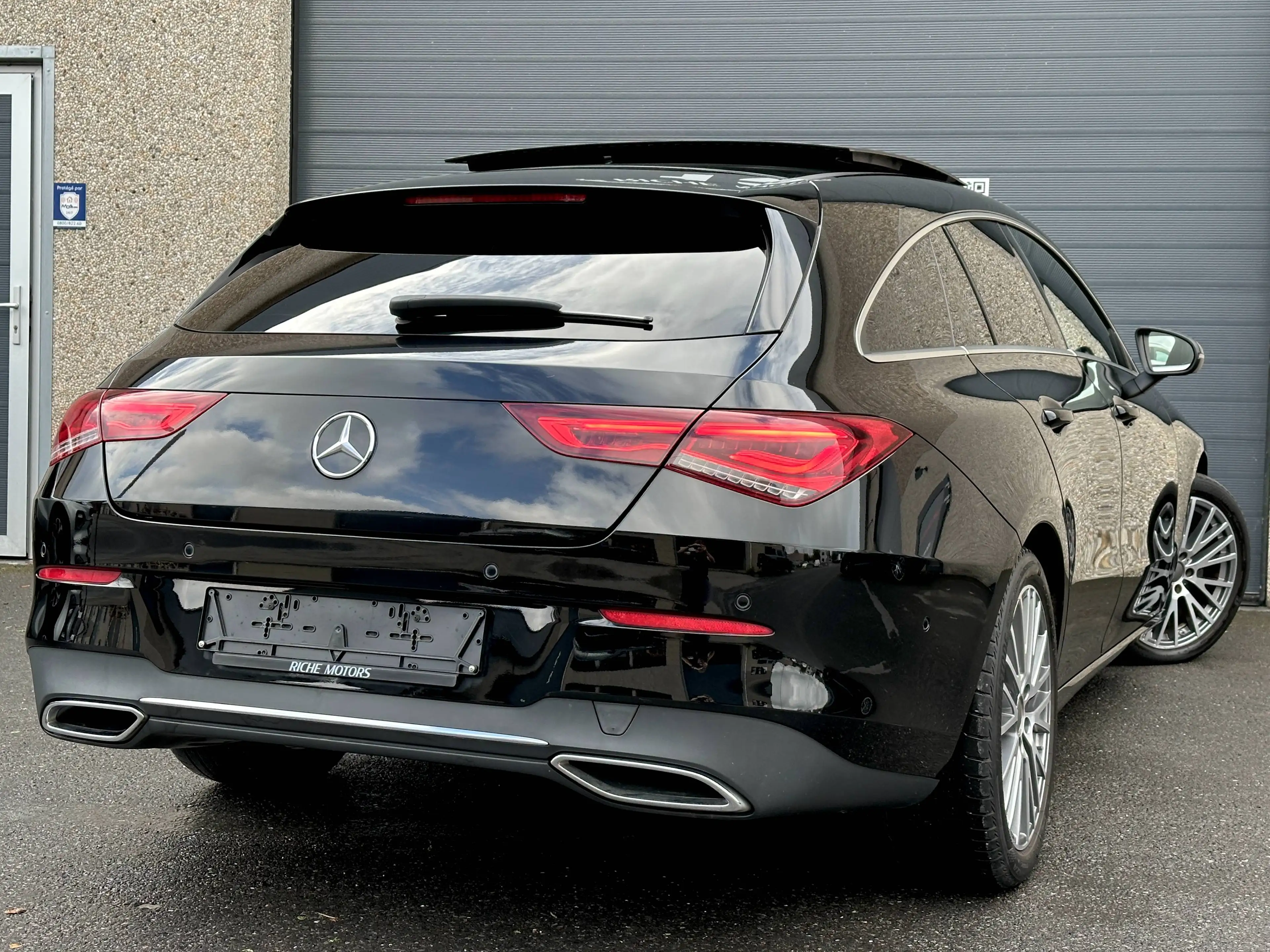 Mercedes-Benz CLA 180 CLA 180 Break / LED / Pano. / Cuir / Garantie — photo 8