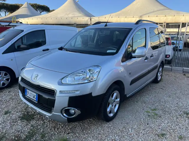 Peugeot Partner Tepee 1.6 e-hdi Outdoor