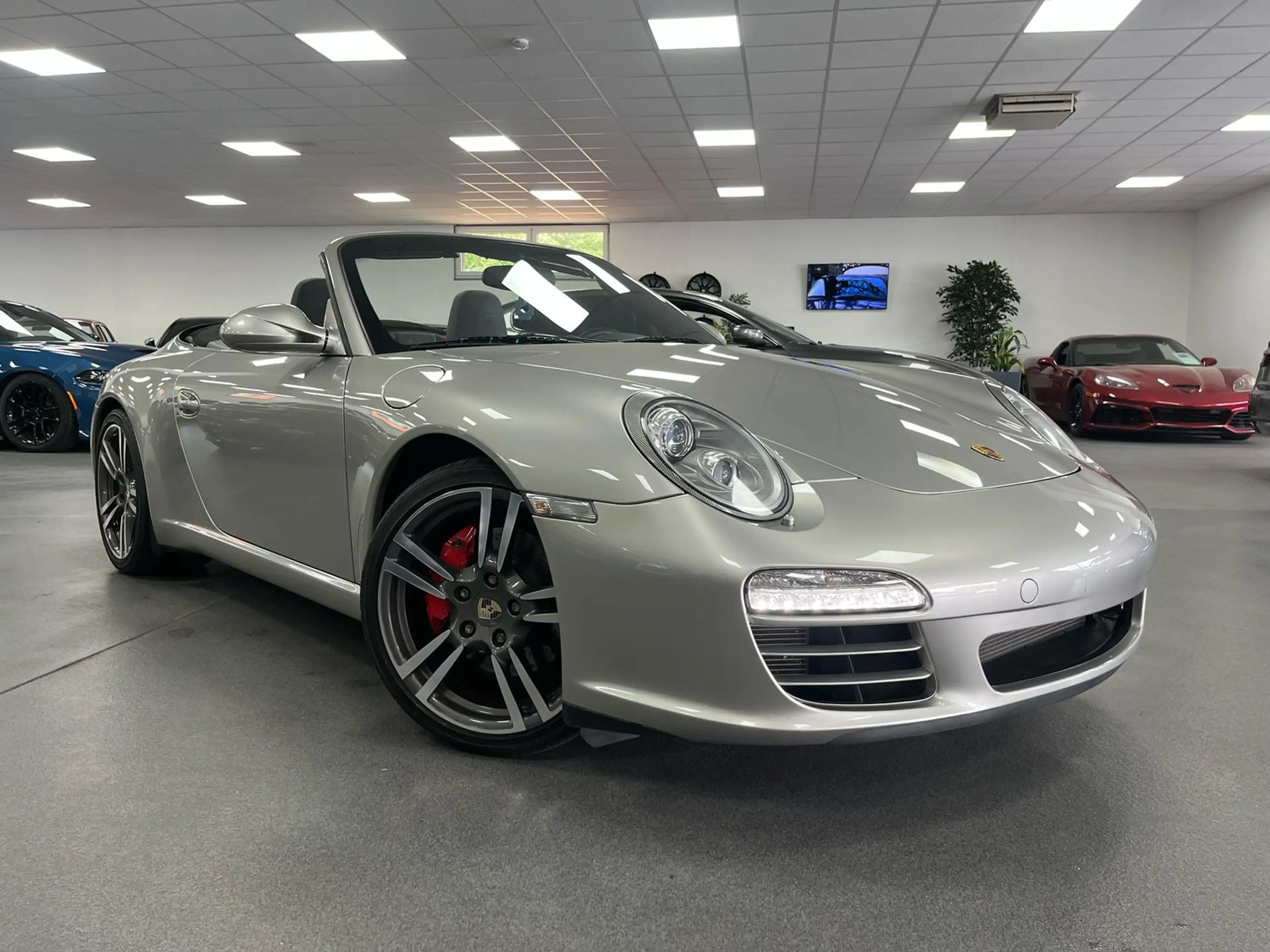 Porsche 911 Carrera S Cabrio/PDK/Sitzbelüftung/SHZ — photo 5