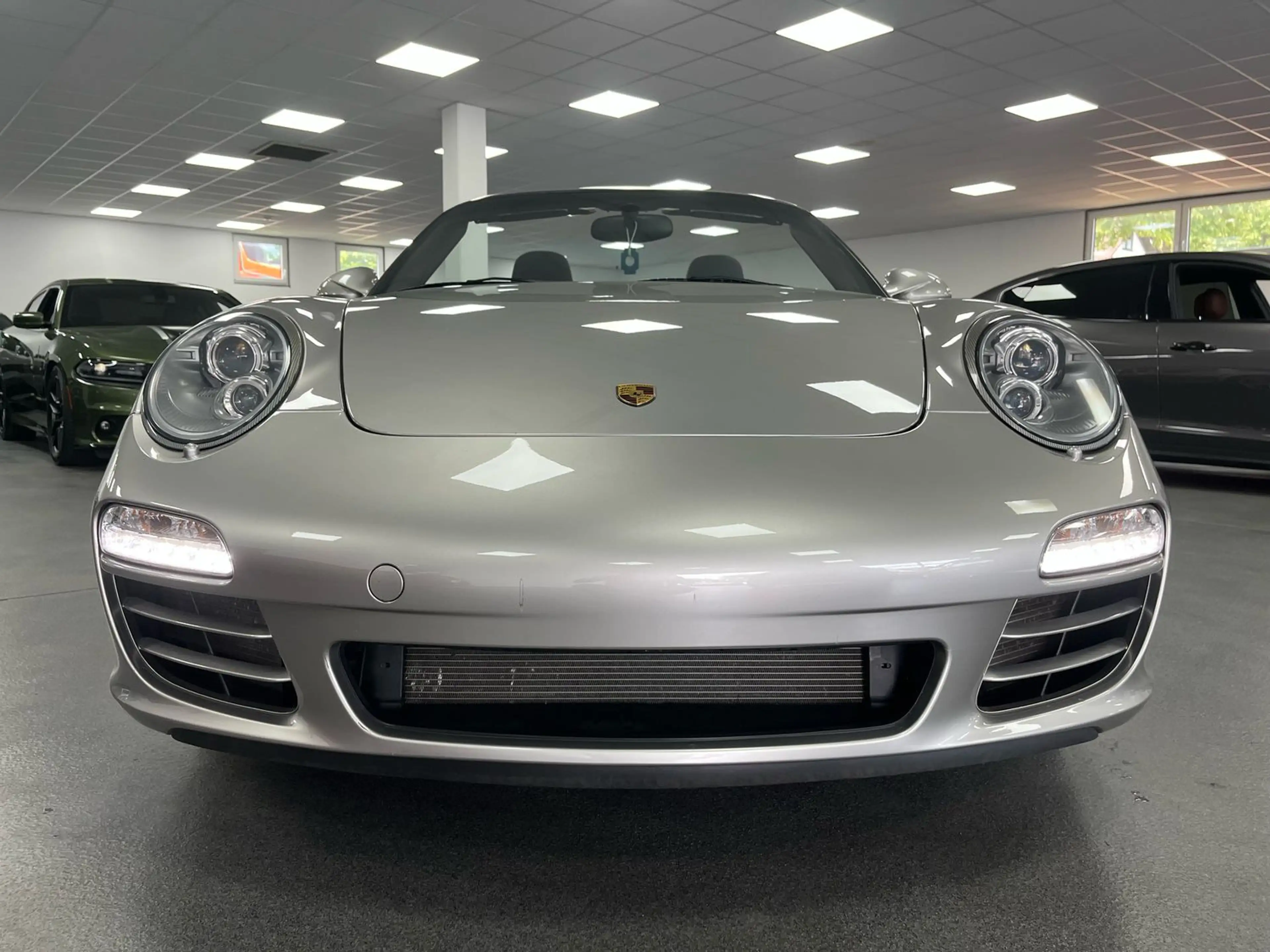 Porsche 911 Carrera S Cabrio/PDK/Sitzbelüftung/SHZ — photo 4