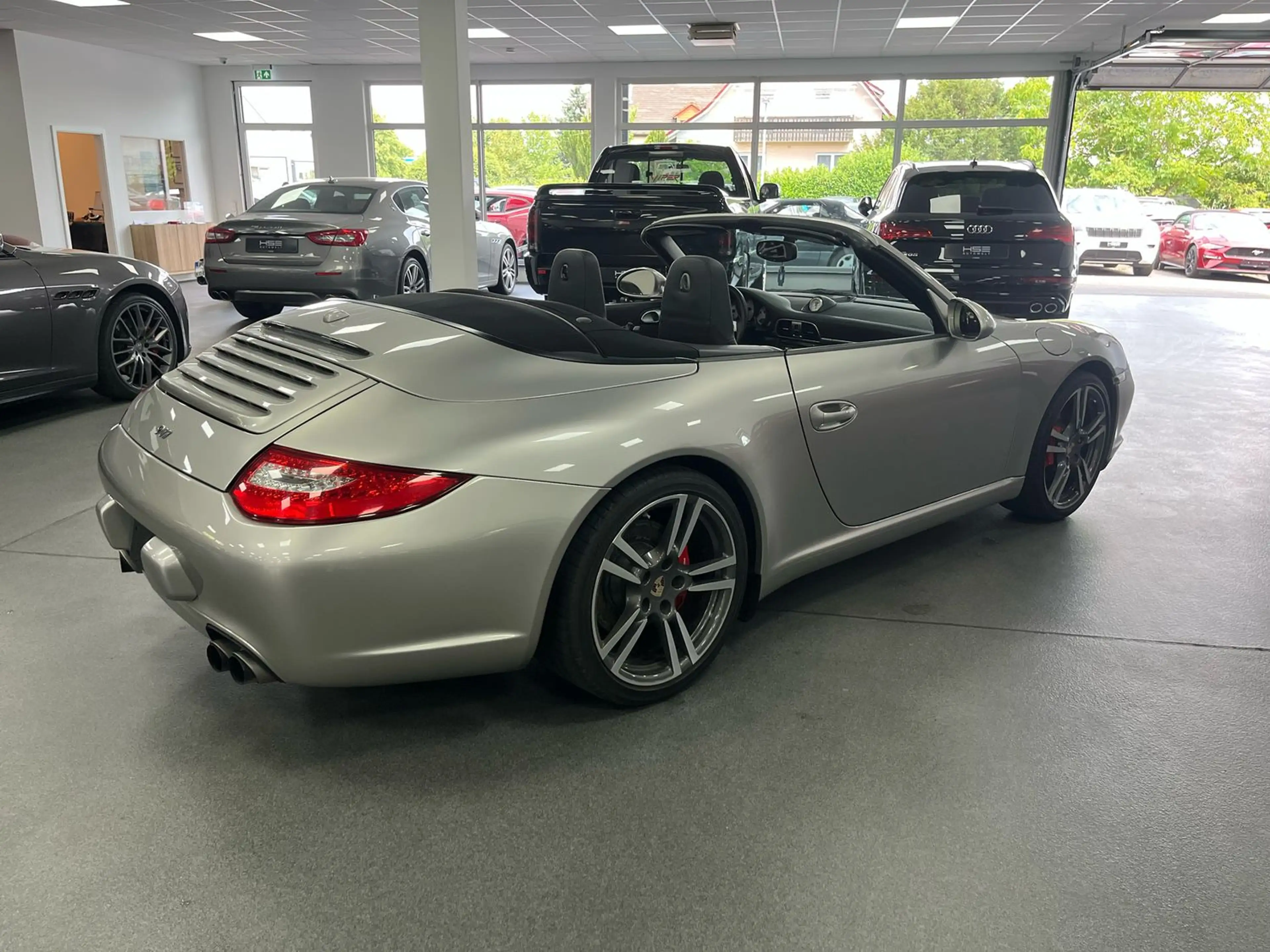 Porsche 911 Carrera S Cabrio/PDK/Sitzbelüftung/SHZ — photo 9