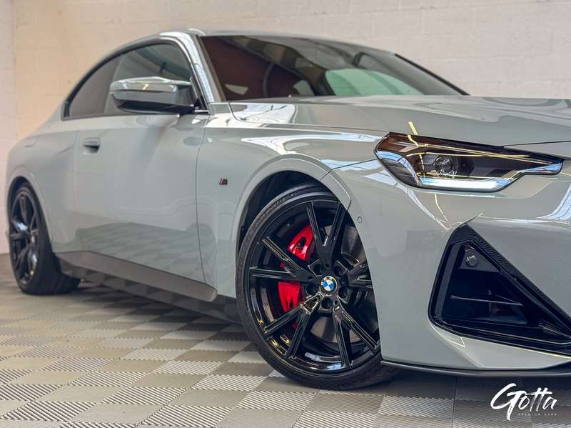 Photo du véhicule BMW 240