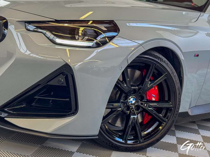 Photo du véhicule BMW 240