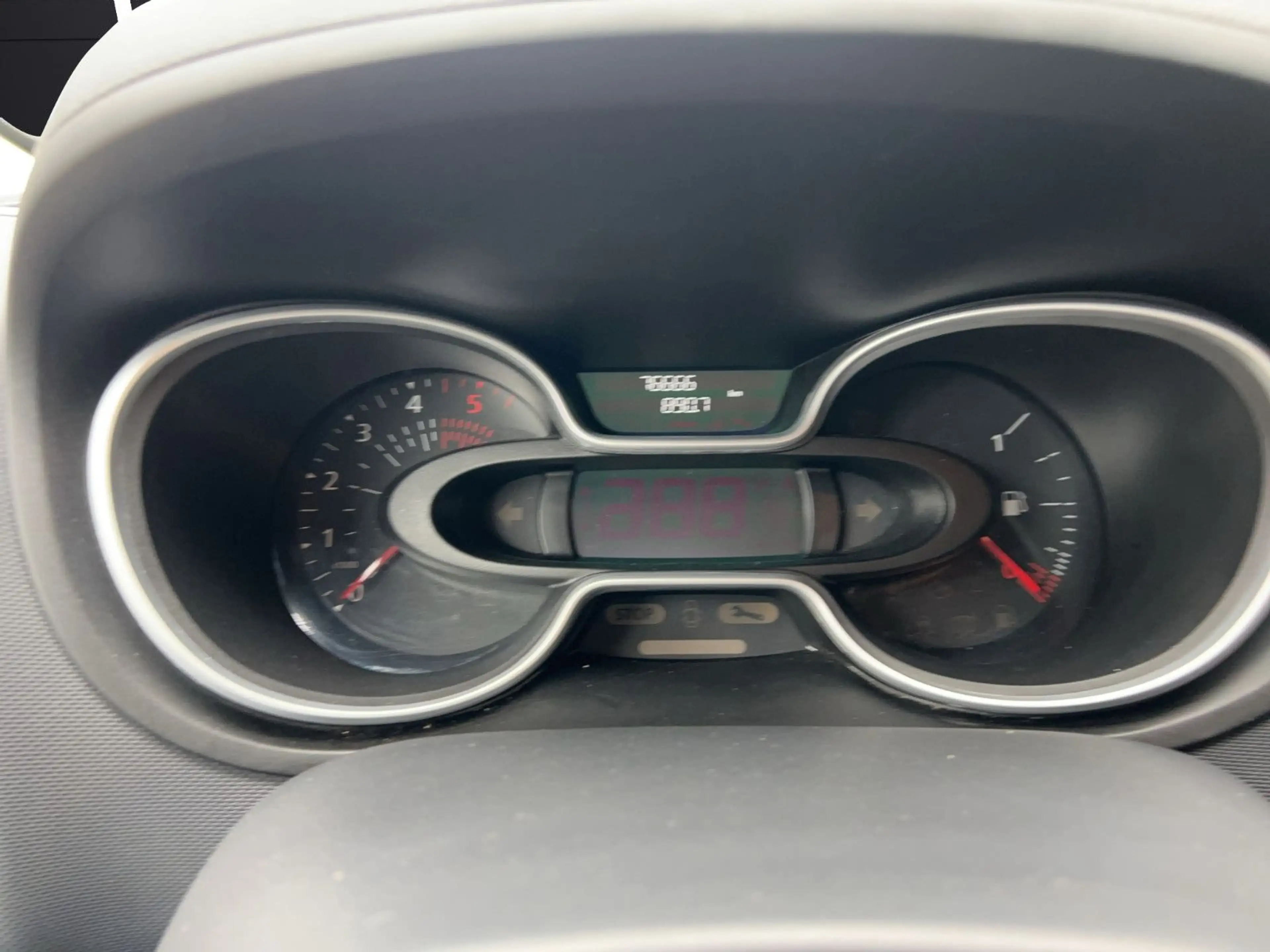 Renault Trafic 2.0 dci 9Sp, Automatik,LED,RFK, L2H1, AHK — photo 11