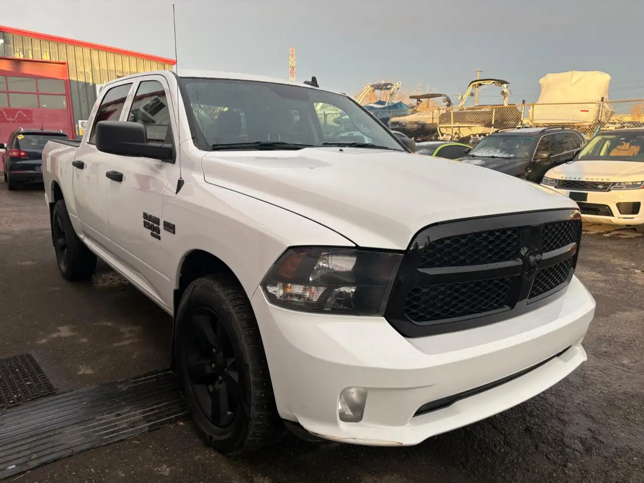 RAM 1500 снимка RAM 1500
