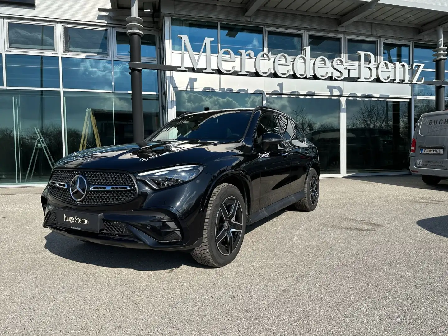 Mercedes-Benz GLC 400 e 4MATIC mit EQ Hybrid Technologie AMG Schwarz - 2