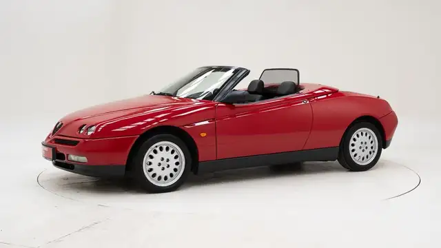 Alfa Romeo Spider Type 916 '96 CH27429