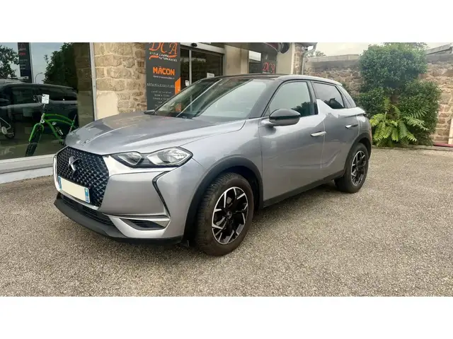 DS Automobiles DS 3 DS3 CROSSBACK 1.2i PureTech 12V - 100 So Chic PHASE 1