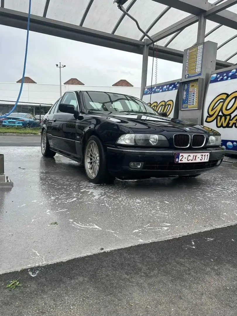 BMW 520 520i - 1