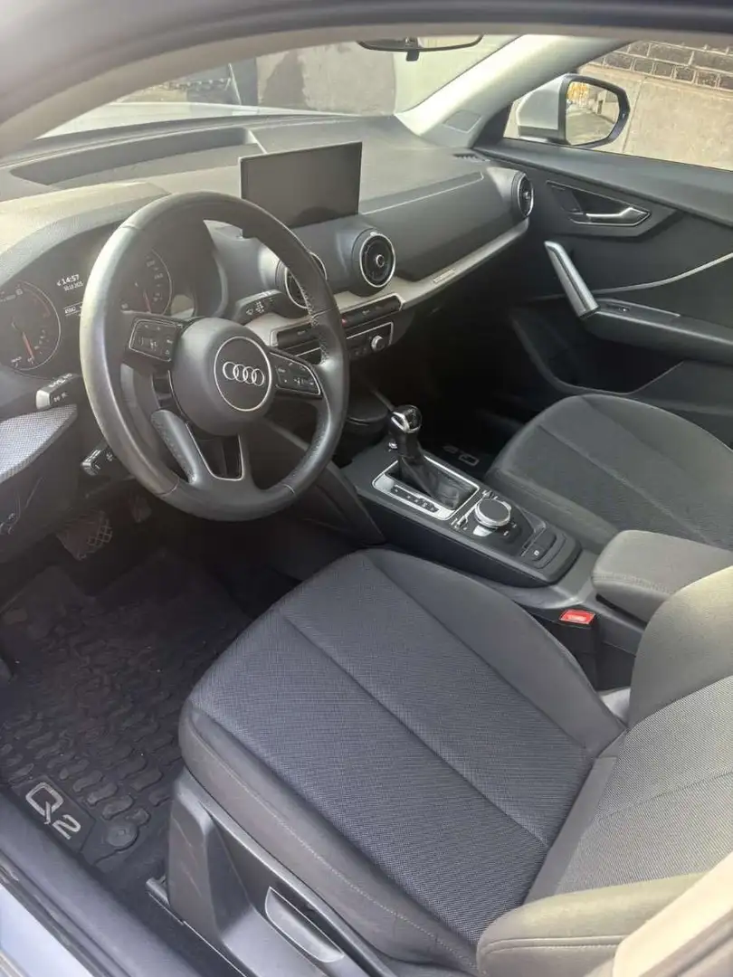 Audi Q2 Q2 35 TFSI Business Edition Advanced S tronic Argent - 2