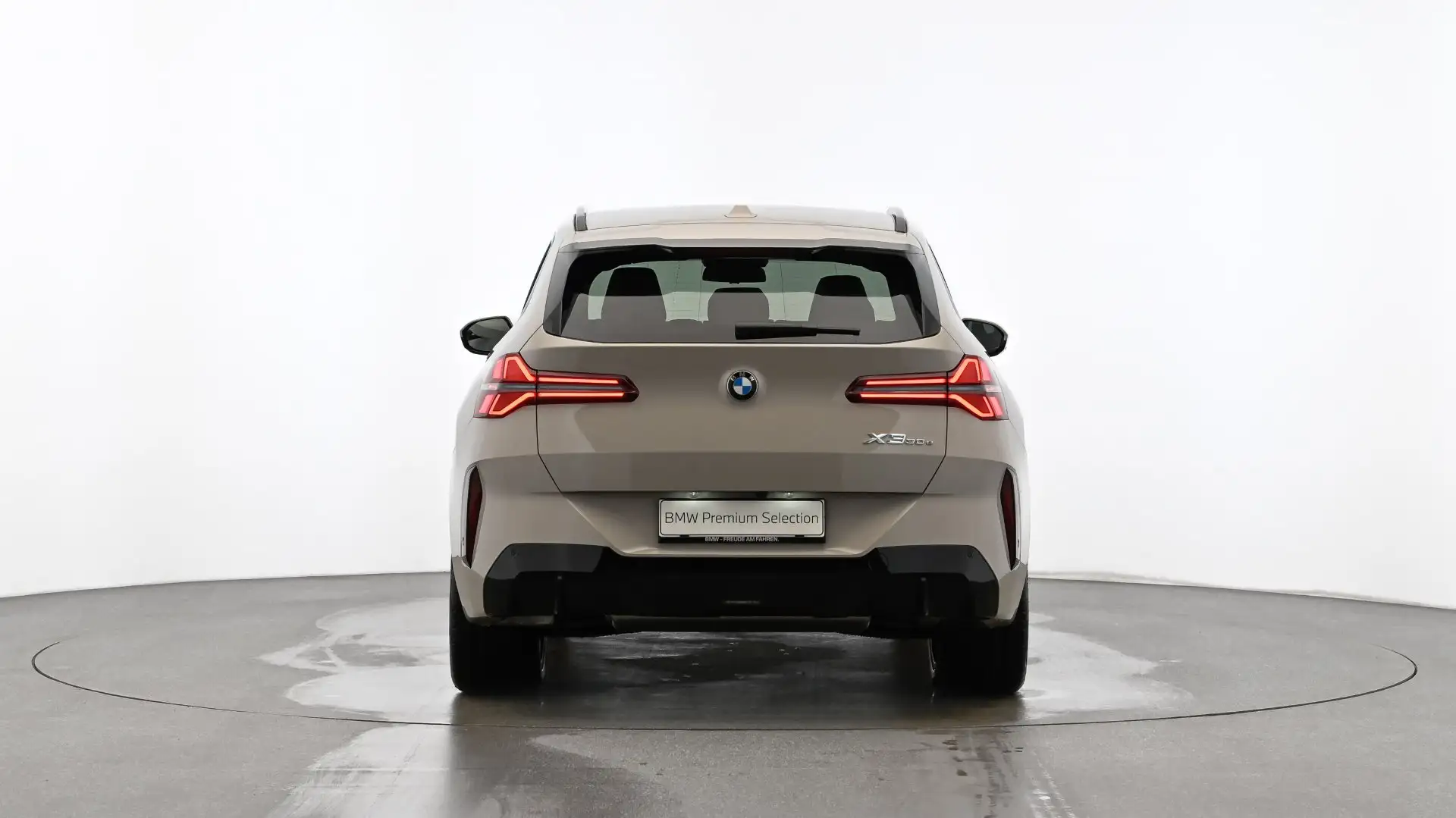 BMW X3 30e xDrive Grau - 2
