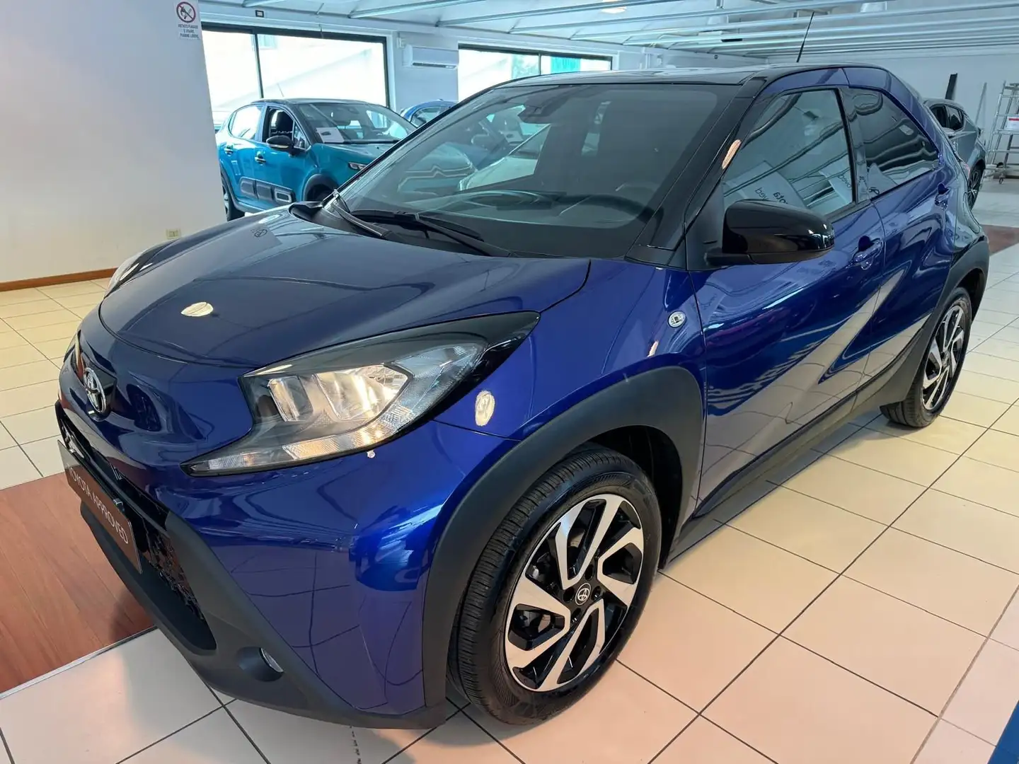Toyota Aygo X 1.0 VVT-i 72 CV 5 porte Trend S-CVT - 1