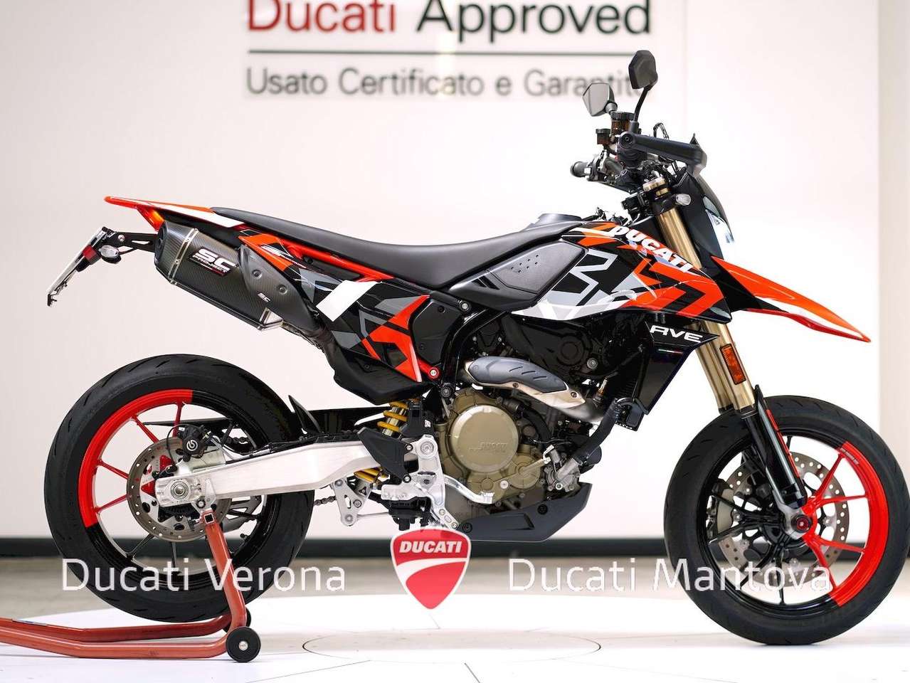Ducati Hypermotard 698 Hypermotard 698 RVE + SC Project omo