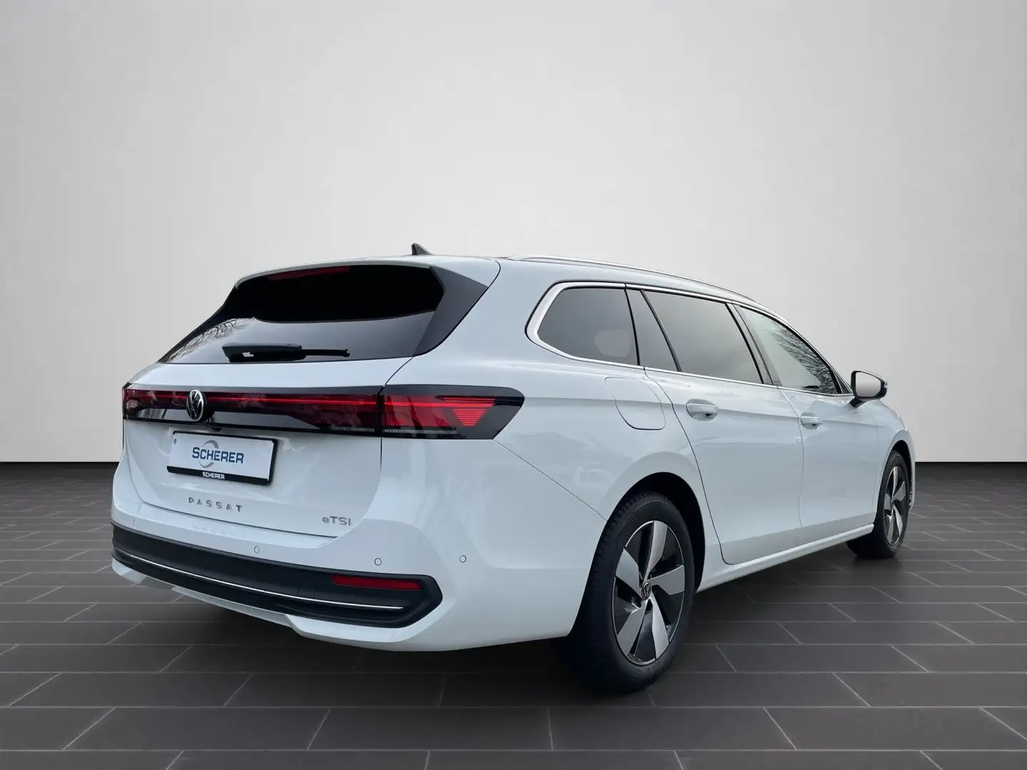 Volkswagen Passat Variant Passat 1.5 eTSI Business Navi, IQ.Drive, AHK Weiß - 2