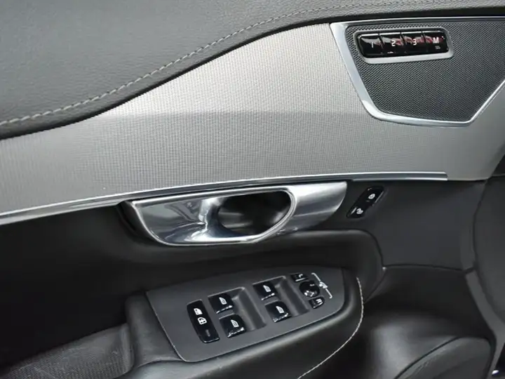 Volvo XC90 2019, foto 8