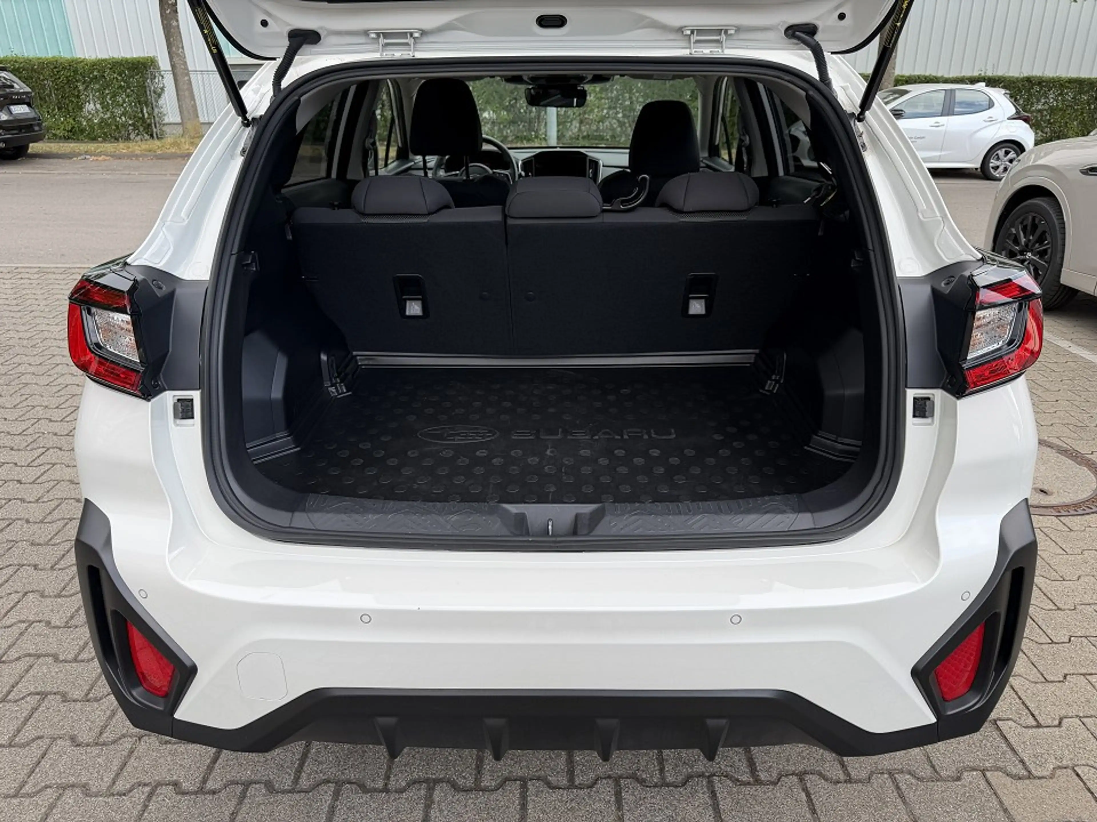 Subaru Crosstrek 201ie e-Boxer Comfort Lineartronic — photo 3