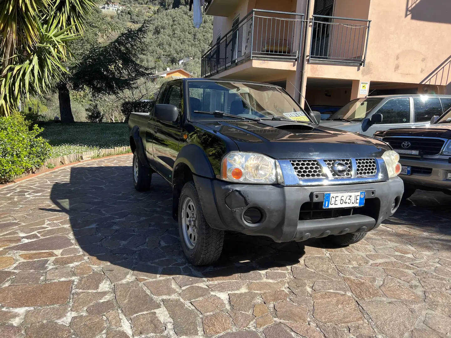 Nissan Navara - 2