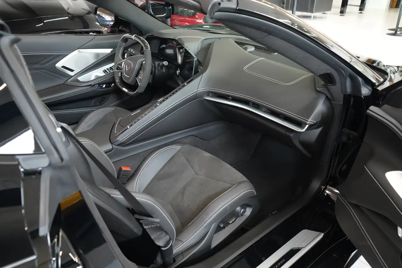 Chevrolet Corvette снимка Chevrolet Corvette