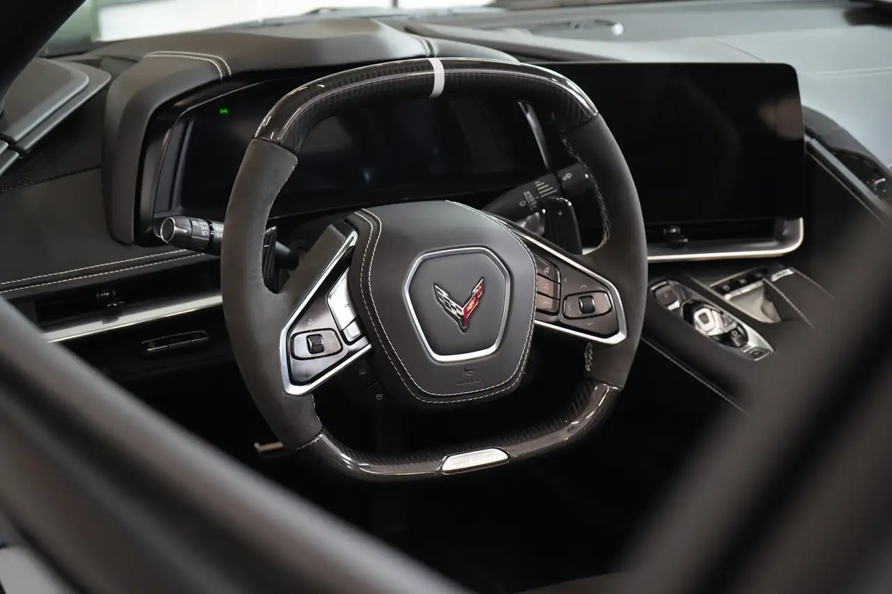 Chevrolet Corvette снимка Chevrolet Corvette