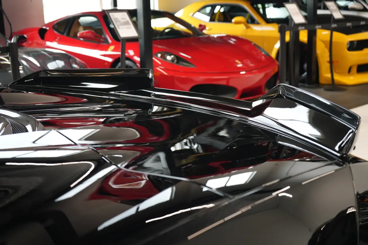 Chevrolet Corvette снимка Chevrolet Corvette