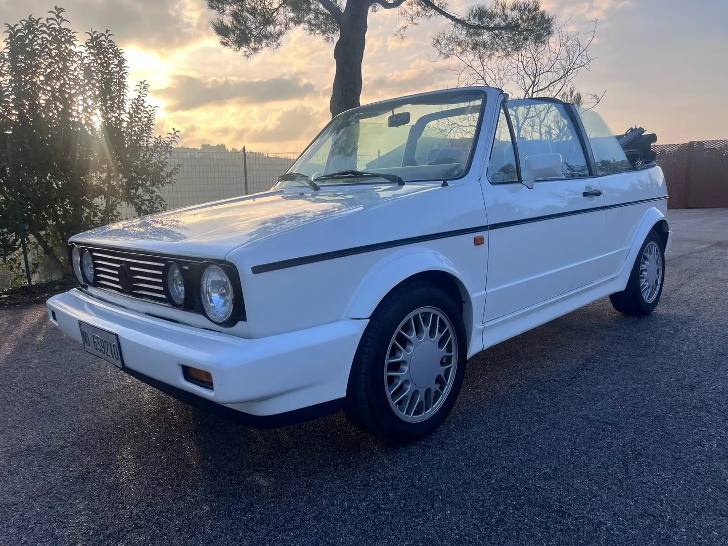 Volkswagen Golf Cabriolet Cabrio 1.6 Quartett - 1