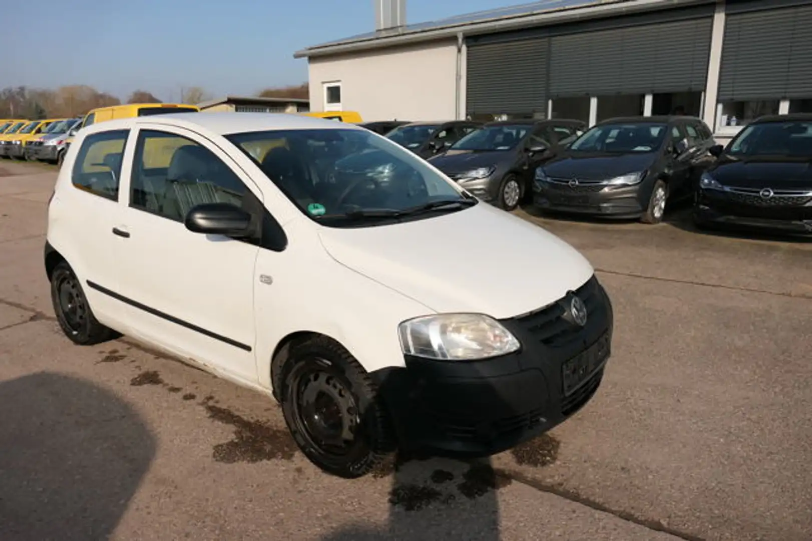 Volkswagen Fox Basis 1.2 Blanc - 2