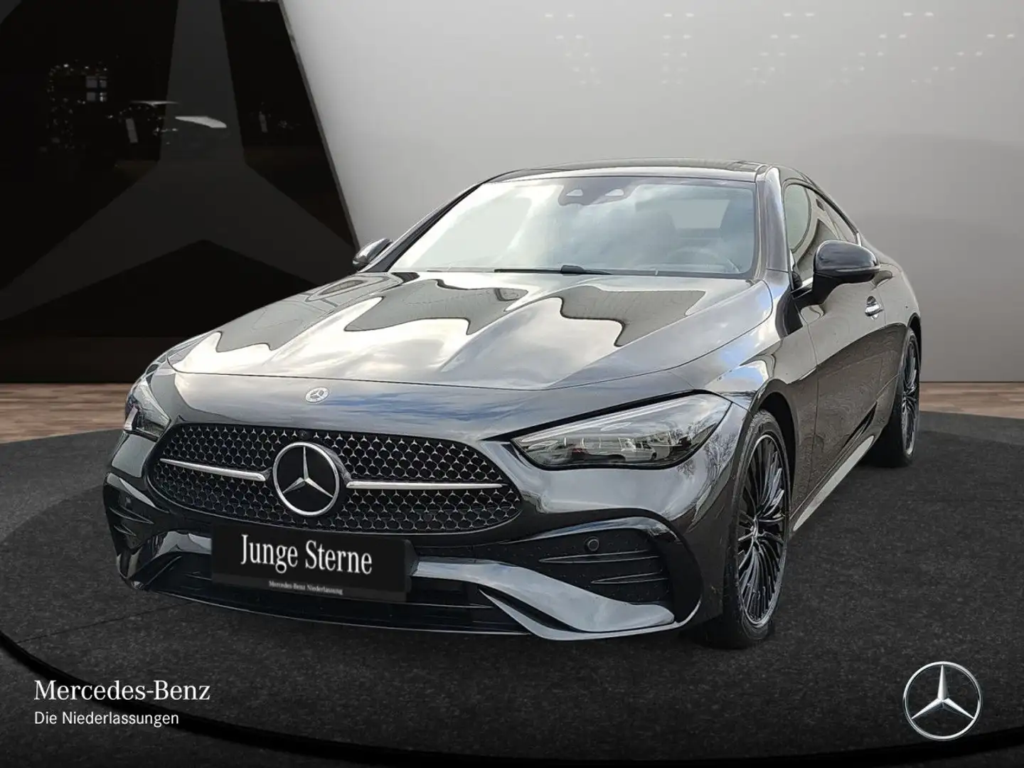 Mercedes-Benz CLE 200 AMG+NIGHT+PANO+360+BURMESTER+KEYLESS+9G Grau - 2