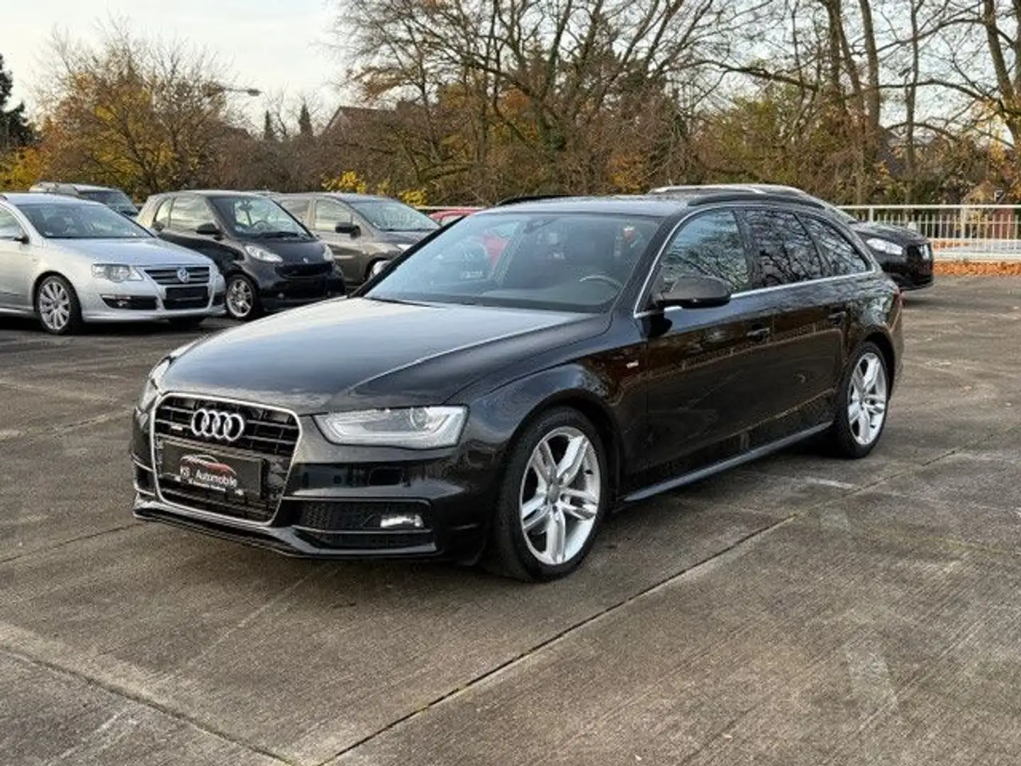 Audi A4 Avant S line Sportpaket / plus quattro Schwarz - 1